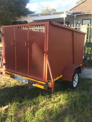 Trailer for sale,trailer is well taken care of and it’s in good condition.