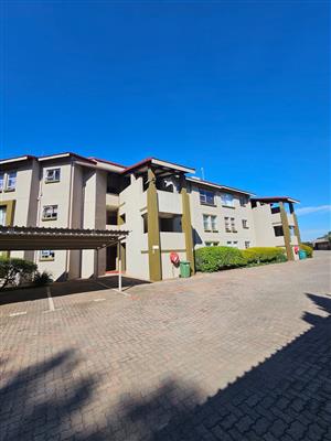 Lovely 3 bedroom apartment for sale in Vaalpark