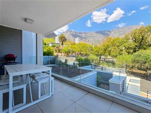 Apartment For Sale in Vredehoek