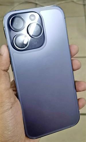 Iphone 14 Pro 256gb. Battery health is 78%.