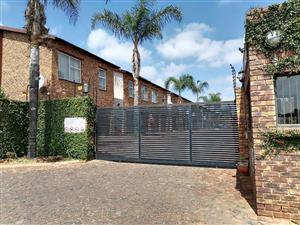 Charming 2-Bedroom, 2-Bathroom Townhouse in Secure Glen Marais Complex – Perfect Starter Home!