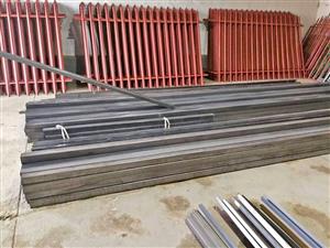 Palisade panels - gates - poles - square tubes