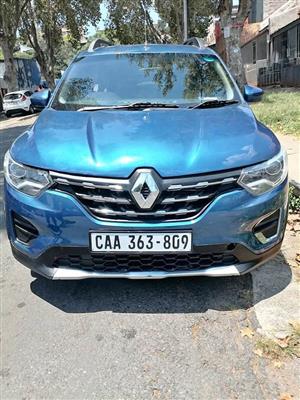 2021 Renault Triber 1.0 manual transmission with Reverse camera and sensors