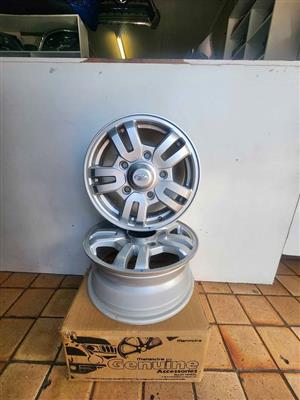 Mahindra pickup brand new megs set of 4