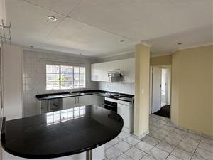 Townhouse For Sale in Eden Glen