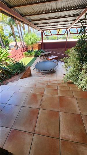  MOOT, MOUNTAIN VIEW, TUIN WOONHUIS 3X SLAAPKAMER 2X BADKAMER