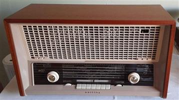 Vintage valve tabletop radios wanted