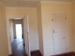  2 Bedroom House to Let in Wychwood, Germiston 