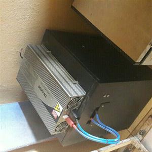 Solar inverter and battery power backup system