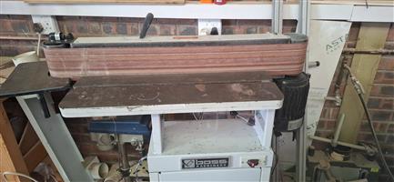 Sanding machine  Boss Machinery 