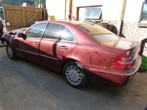 Mercedes E200 W211 Automatic - 2005