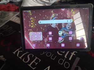 Blackview Tablet 90 + Air Pods For Sale