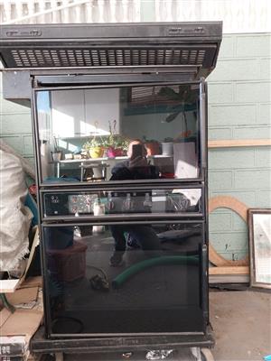 We are selling our Defy Gourmet double oven unit including extractor and hob