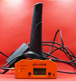 TwinCom XLink VersaLink box with aerial and power supply