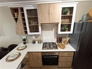 Contemporary 3 Bedroom Apartment