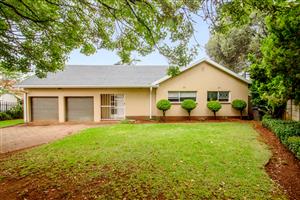 Spacious Family Home in Sought-After Wilro Park!