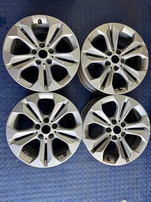 17 INCH BMW x1 ORIGINAL RIM SET WITHOUT TYRES PRE- OWNED
