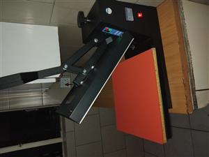 38x38cm Heat Press Machine - Barely Used, Original Box