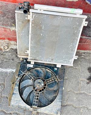 Renault Kwid radiator set