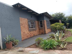 Spacious 3-Bedroom Home with Flatlet and Extensive Covered Parking