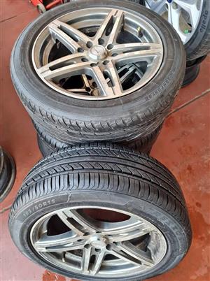 Aline mags size 15 pcd 4/100/114 +tyres 195/50/15 tyres used still in good condition
