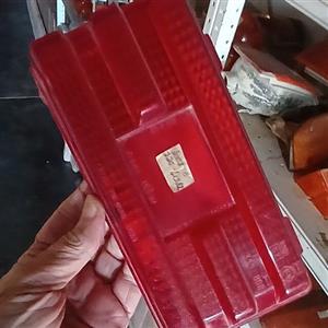 Hi Lux, old model, stop lens