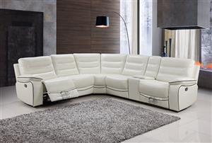 CORNER LOUNGE SUITE BRAND NEW MONTEL FOR ONLY R 15 999!