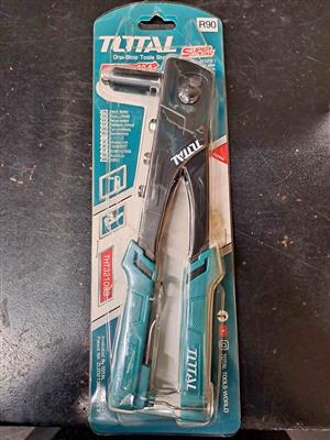 Brand New Total Tools 10.5" hand riveter