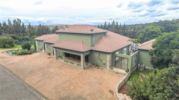 Exceptional Country Estate – Living @ Blue Saddle Ranch