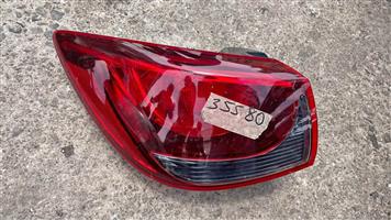 Mazda 2 taillight 2016