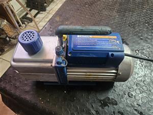 Vacuum pump