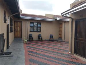 House For Sale in Motsu