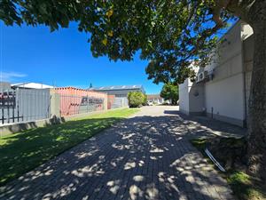 Apartment Rental Monthly in Newton Park