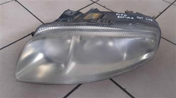 Alfa Romeo GT LHS headlight