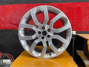 Range Rover Sport, Vogue and Evoque rims size 22 inches