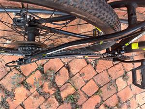Cubixx ML150 29” large frame 21speed cable disc brakes