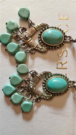 Vintage native american turquoise and silver-toned dangle earrings cabocons