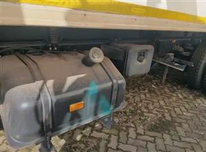 2017 Nissan UD90 Tag-Axle Fridge Truck ​​​