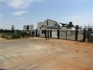 Townhouse Rental Monthly in Rynfield