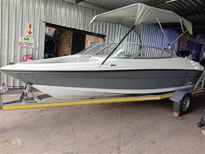 Scimitar 19, Evinrude E-Tech 225Hp HO