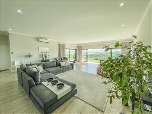 180 Degree Luxury River Views
