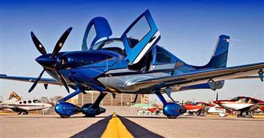 Airplane vinyl wraps