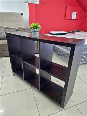 Cube shelving