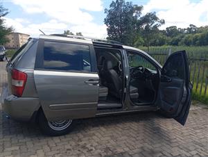 Kia Sedona 2.9ltr 2010 for sale 