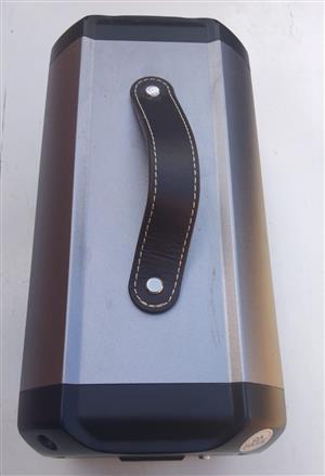 UPS 296Wh 300W Pure Sine Wave Portable Power Station