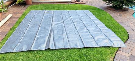 Ground sheet - grass friendly.