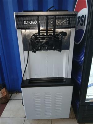 I’m selling 3 flavour ice cream machine it’s still new contact for more info