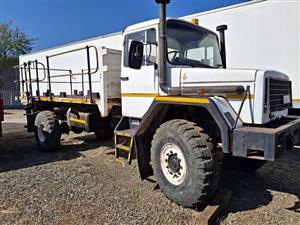 4x4 Samil50 with dropside body truck (Vat incl), Needs a starter, Engine running. (Krugersdorp)