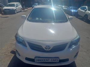 2018 TOYOTA COROLLA QUEST SEDAN 1.6 PETROL, MANUAL TRANSMISSION, WHITE COLOUR, 67000KM