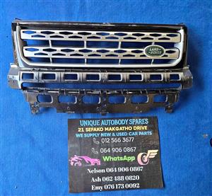 Land Rover Freelander 2 Main Grill